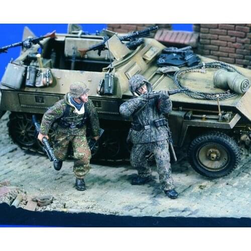 1/35 model kit resin kit Cover Me