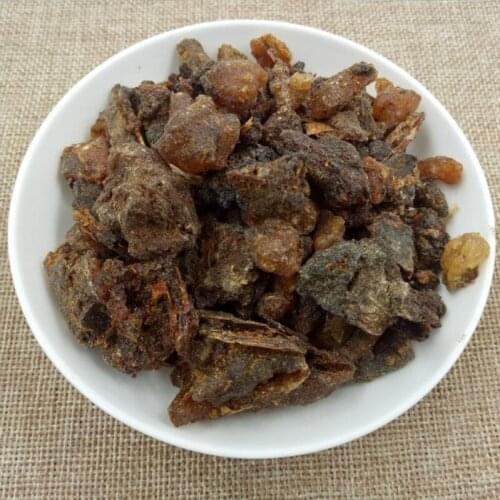 Myrrh resin medicinal materials can be ground naturally