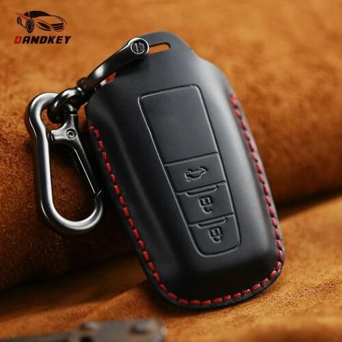 Dandkey Genuine Leather Keychain Car Key Case Cover Key Ring For Toyota Corolla Camry Land RAV4 C-HR 2017 2018 Fob Car Styling