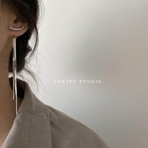 2021 New Korea Fashion Simple Elegant Golden Tassel Earrings for Woman Golden Linear Eardrop Gift Jewelry Wholesale