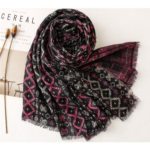 2021 Fashion Newest Geom Printed Pattern Cotton Viscose Scarf Shawls Wraps 10pcs/lot