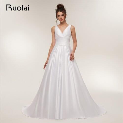 Simple Ivory/White Wedding Dresses Long V-Neck Straps A-Line Satin Boho Wedding Gown 2019 Bridal Dress Robe de Mariage RW12