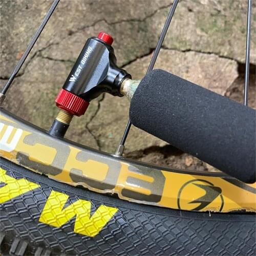 Mini CO2 Inflator Bike Pump Super Fast Tire Inflation Bicycle Pump Cycling Air Inflator Mountain Road for MTB Bicycle Pump