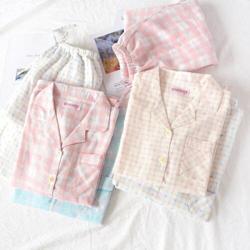 Japanese spring and autumn ladies pajamas gauze long-sleeved plaid thin cotton home service loose and comfortable two-piece suit