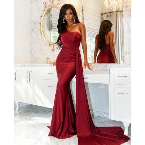 Retro Long One Shoulder Burgundy Evening Dresses with Side Train Mermaid Corset Back Satin Abendkleid Robes de Soirée for Women