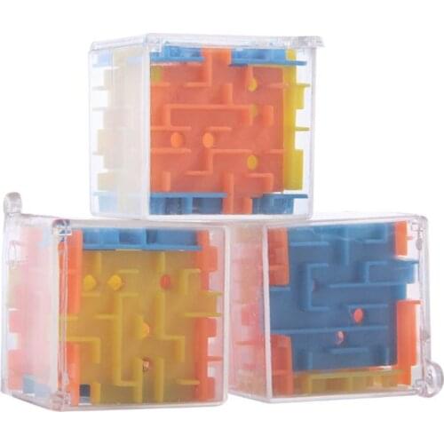 3 Colors Puzzle Maze Cube Toy Brain Game Challenge Fidget Toys Balance Educational Toys Keychain Puzzle Maze Toy