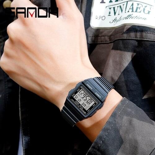 Fashion Sport Watch Men 5Bar Waterpoof Men Digital Watches LED Alarm Retro Classic Square Alloy Case Relojes Hombre Digitales