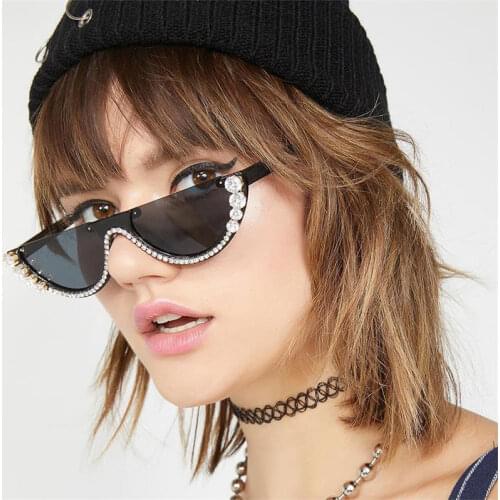 2020 Trendy Diamond Cat Eye Sunglasses Women Luxury Brand Designer Crystal Sexy Metal Jewel Frame Rhinestone Eyewear UV400