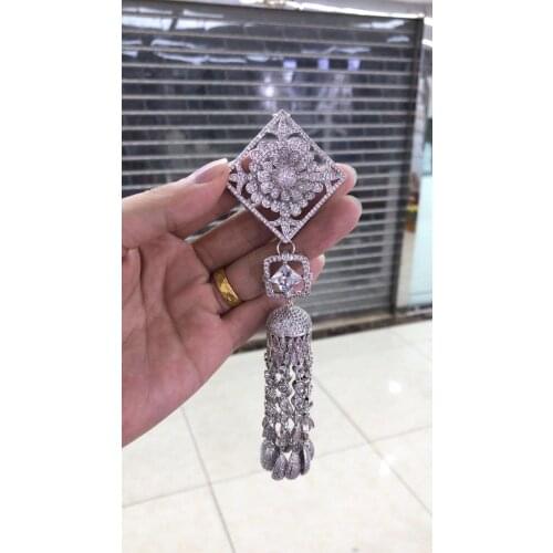 Fashion Micro Zirconium Zircon Pendant Nine Tassel Pendant Accessories Womens Zircon Fluorescent Necklace Women