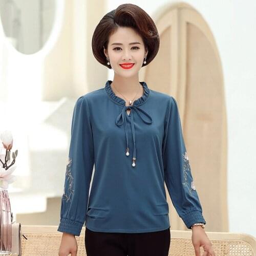 Long Sleeve Casual T shirt Spring Autumn Embroidery Tops Tee Middle Age Women Bow Lace O-neck Loose T-shirt 2021 Top XL-5XL