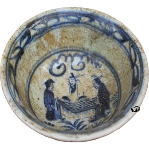 Hand painted blue and white porcelain bowl made in Xuande