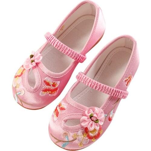 Childrens embroidered shoes new ethnic style classical girls single shoes satin embroidery baby shoes han fu dance shoes