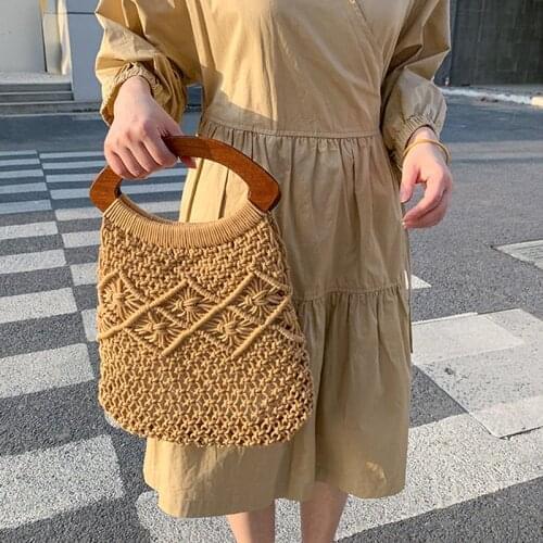 Vintage Wooden Handle Rattan Handbags Women Wicker Woven Hollow Large Tote Lady Casual Summer Beach Straw Bag Travel Big Purses