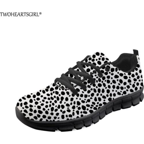 Twoheartsgirl Fashion Women Sneakers Classic Women Leopard Flats New Casual Breathable Ladies Mesh Walking Shoes Plus Size