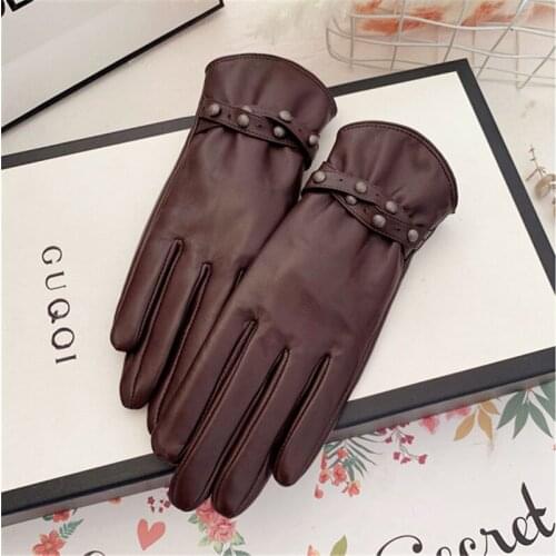 Sheepskin Gloves Female Autumn Winter Touch Screen Driving Plus Velvet Thicken Thermal Rivet Locomotive Real Leather Gloves 9020