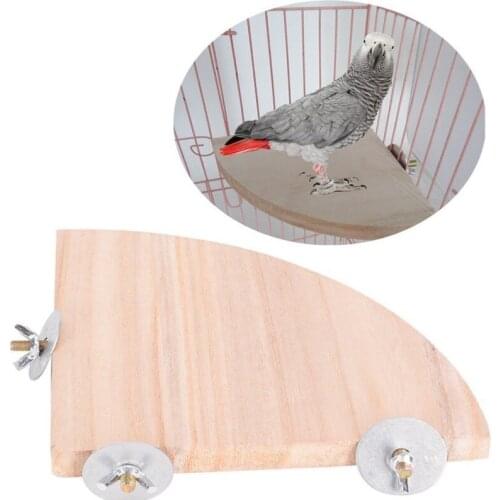 Modern and Fashionable Pet Supplies Elegant Durable Log color chinchilla Hamster Fan Pedal Hamster Parrot Station board
