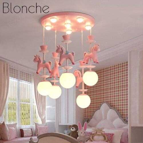Modern Pendant Light Cartoon Creative Resin Pony Lamp for Princess Childrens Room Bedroom American Colored Rotate Horse Lights