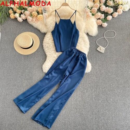 Light mature womens wear 2021 new fashion blogger Pajama suit sexy suspender Vest + wide leg pants