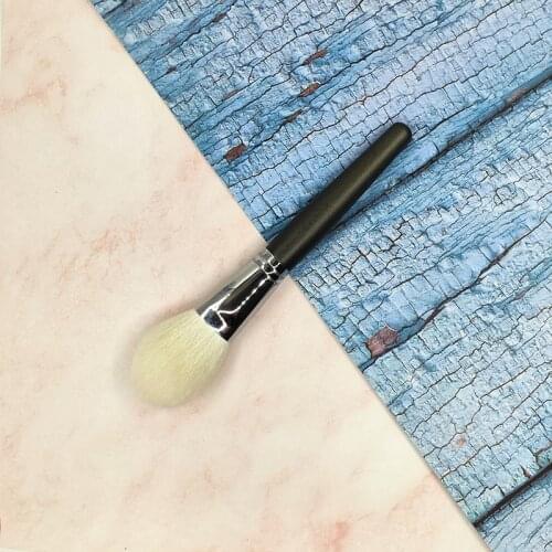 1Pcs Face Scanning Makeup Brush Foundation Brush Brightening Loose Powder Application Professional Makeup Tool