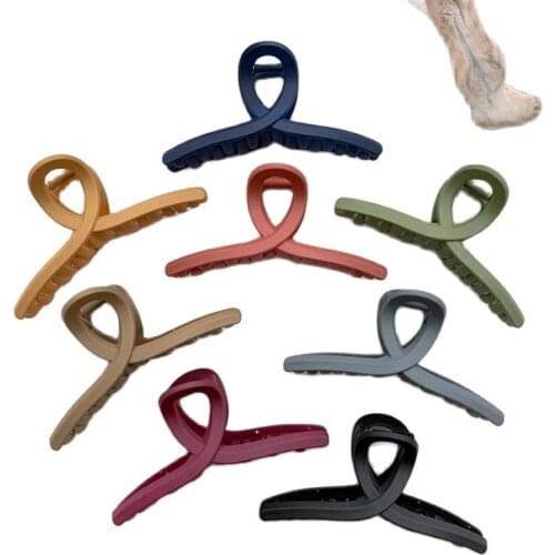 Korea Elegant Large Matte Multicolor Hairpin Bath Hair Catch Shark Clip for Women Hair Accessories Hair Style Make