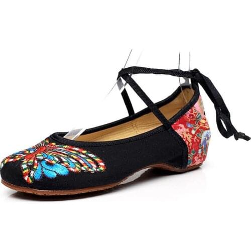 Vintage Size 34-43 Ladies Flats Old Peking Lace Up Shoes Butterfly Embroidered Soft Sole Casual Dancing Flats Woman
