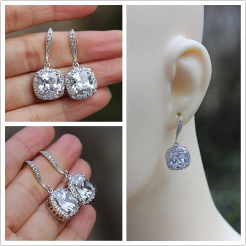 Huitan Hot Sale AAA Cubic Zirconia Crystal Dangle Earrings for Women Simple Stylish Accessories Best Gift High Quality Jewelry
