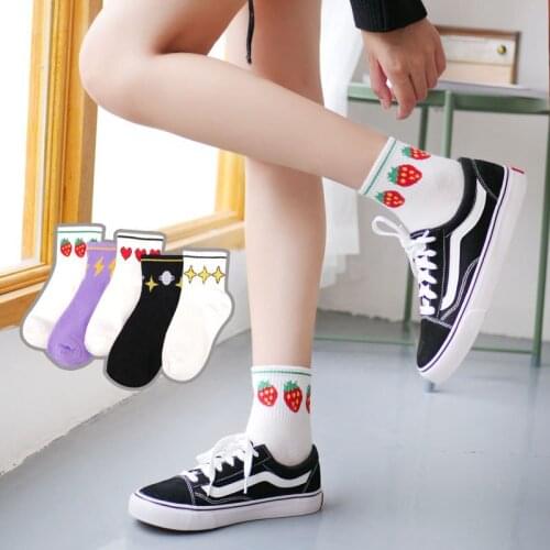 Women Fashion Strawberry Cotton Socks Soft Sweet Cute Ins Hot Socks For Girls White Purper Socks