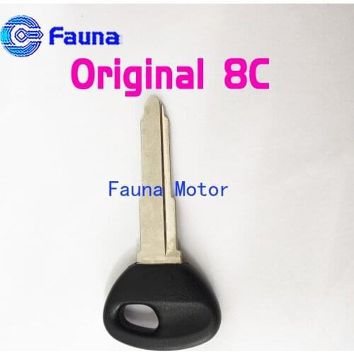 Original Transponder Key For Mazda With 8C chip - BJYD-76-2GX