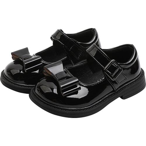 2021 New Childrens Leather Shoes Bow-knot Bright Princess Fashion Girl Soft Sole Performance Causal Flats Sweet Hot for Party