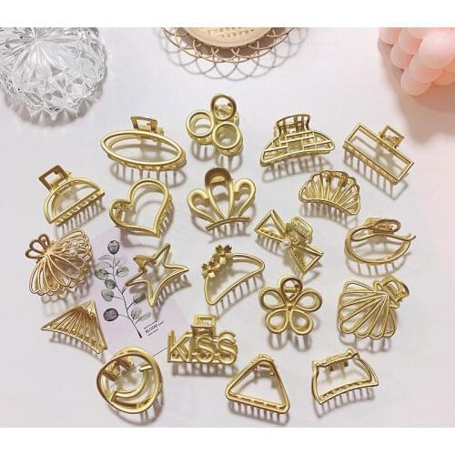 2021 New Mini Size Elegant Gold Hollow Metal Vintage Hair Claw Clip Clamps Crab Clips Hairpin Women Girls Fashion Accessories