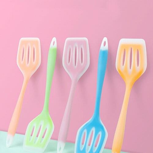 Food Grade Silicone Slotted Turner Nonstick Hollow Design Kitchen Utensils Spatula for Cooking