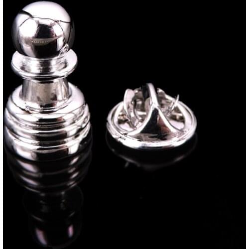 High quality copper Classic Style Silvery chess Brooch mens Lapel Pin clothing backpack badge jewelry retail wholesale