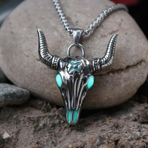 316L stainless steel Bull head Necklace Pendant GLOW in the DARK Spanish bull power necklace boys men high-Q