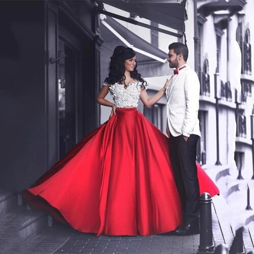 Vestido de festa Sexy Sweetheart Two Piece Set Appliques Prom Gown Cap Sleeves Ivory Tops and Red Satin Wedding Party Dress