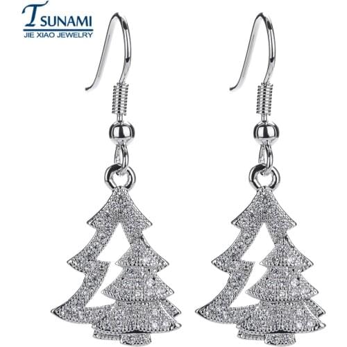 In 2018, the new Christmas tree will be fitted with a zircon ear hook, which is suitable for women and girls.ER-213