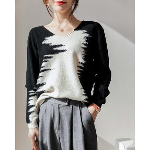 2021 New Cashmere Sweater Woman V-Neck Color Matching 100% Pure Wool Pullover Fashion Plus Size Warm Knitted Bottoming Shirt