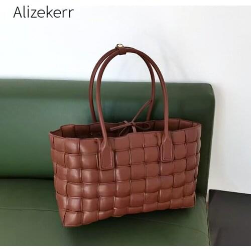 Large Capacity Woven Tote Bag Luxury Designer Top Quality Plaid Soft Purses And HandBags Ladies Cotton Filled Bags Personality