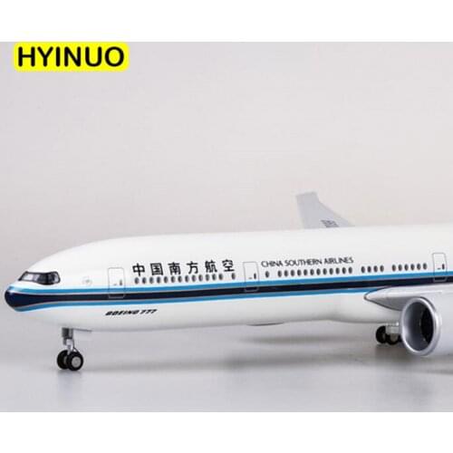 47CM 1/157 Scale B777 Dreamliner Aircraft Air China Southern Airlines Model W Light and Wheel Diecast Plastic Resin Plane