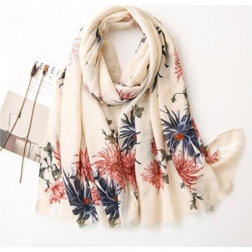 Designer Scarf Women Flower Pattern Shawls and Wraps Female Spring Autumn Hijab Cotton Linen Headscarf Echarpe Femme 180*70cm