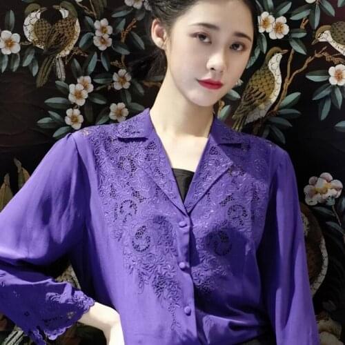 Chinese Style Retro Loose Waist Elegant Age-Reducing Floral Embroidery Single-Breasted Female Silk Shirt Top XL-6XL