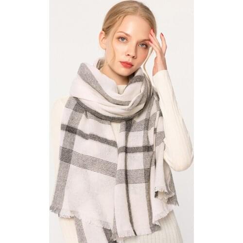 100% Pure Wool Scarf for Women Fall Winter Warm Plaid Shawls and Wraps for Ladies Big Muffler Foulard Brand Women Wool Scarves