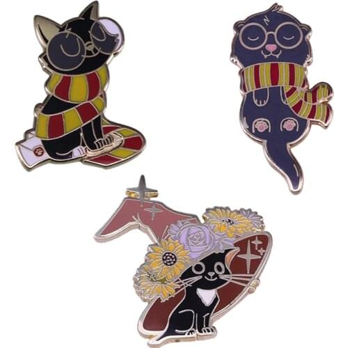 Jackson Wizard Cat Enamel Pin Magic Sorting Hat Brooch Black kitty wearing a Gryffindors scarf with glasses & lightning scar