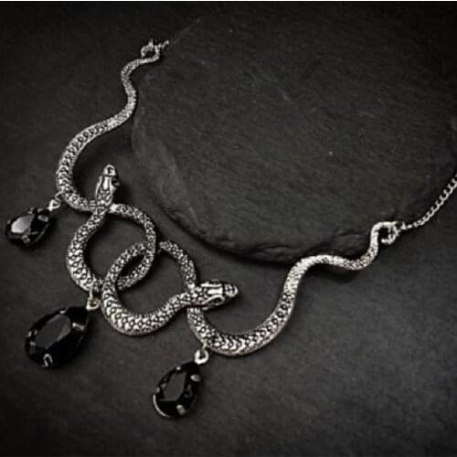 New Goth Entwined Snakes Necklace Silver Colour Gothic Punk Jewelry Statement Party Pendant Witcher Charm Fashion Halloween Long