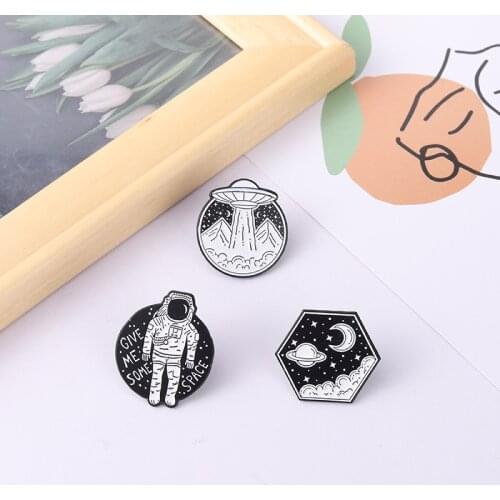 Cartoon Science Fiction Theme Brooches Lapel Jewelry Gifts For Space Lovers Take Off Immediately UFO Astronaut Enamel Pins Badge