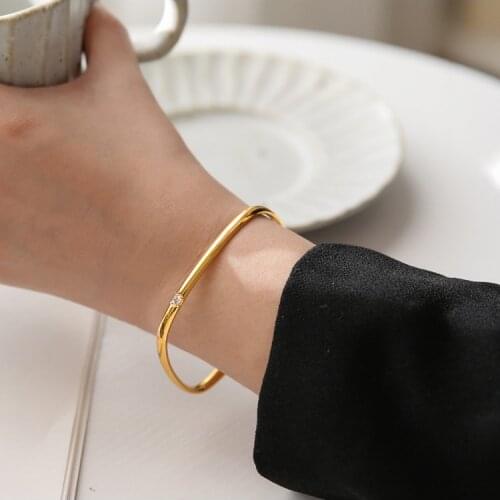 Timeless Wonder Titanium Zirconia Geo Square Bangle Women Stainless Steel Jewelry Punk Goth Designer Ins Rare Trendy Fancy 1621