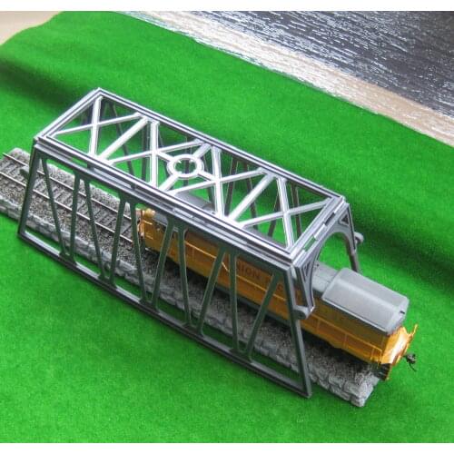 QL001 1pc 1:87 HO OO Scale Model Train Railway Truss Girder Bridge Accessories for Thomas NEW Miniature