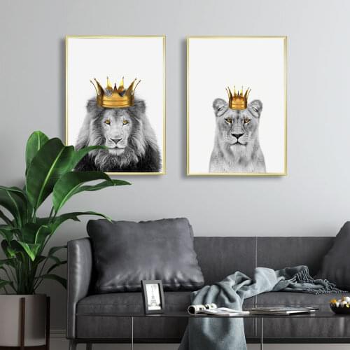 Lion King Queen Poster Golden Crown Canvas Painting Animals Wall Art Print Modern Picture For Living Room On The Wall Home Decor