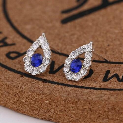 1Pcs Fashion Blue Diamond Earrings with Diamonds Ear Studs Party Favors for Valentines Day Presents Guests Party Favor Souven