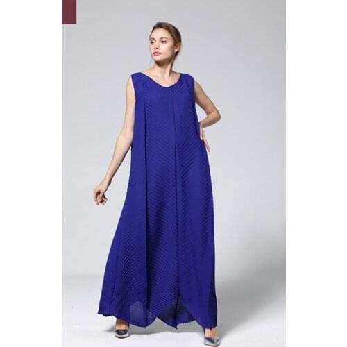 HOT SELLINGMiyake Twill Fold solid v-neck sleeveless elegant Asymmetrical dress IN STOCK