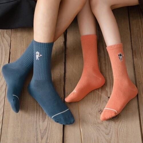 Cartoon Astronaut Embroidered Socks Autumn Winter Couples Cotton Sock Harajuku Crew Sport Skateboard Soxs Lovers Casual Socks